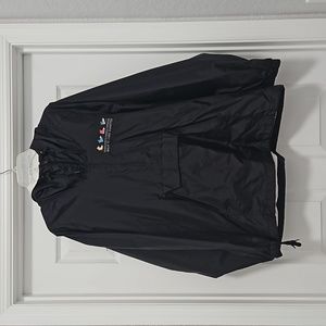 RAIN JACKET NEW WITHOUT TAGS.  LINED. JDRF